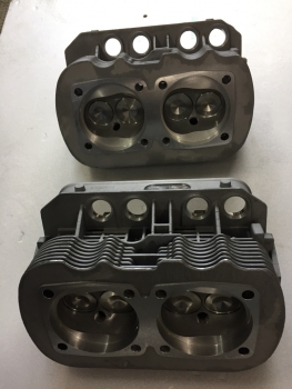 Typ1 044 er Zylinderköpfe 40 EV 35,5 AV langes Kerzengewinde